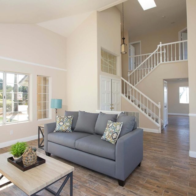 470-Silver-Shadow-Dr-Staged_105-(1)