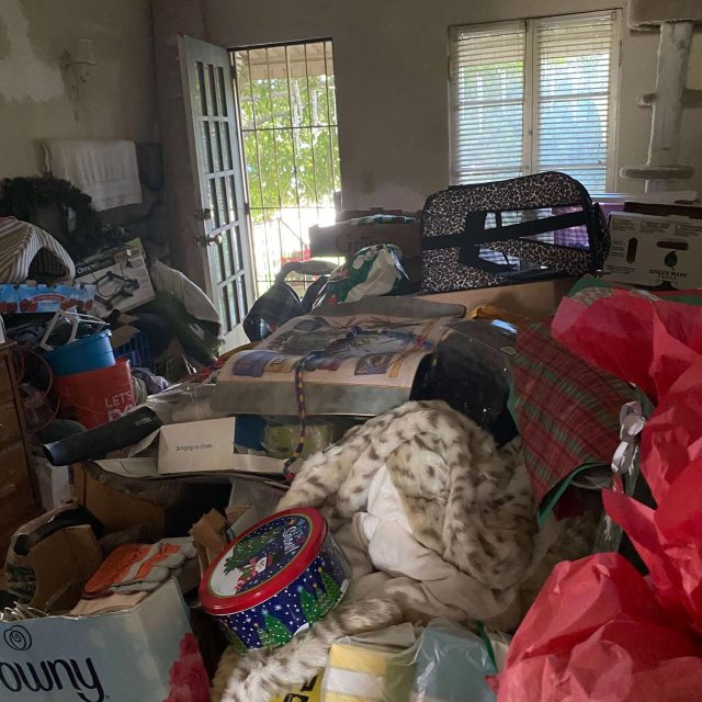 Duplex-in-San-Diego,-Living-Room-(1)